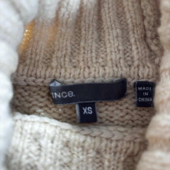 Vince Colorblock Turtle neck Sweater in brown and cream Size XS - Picture 2 of 3
